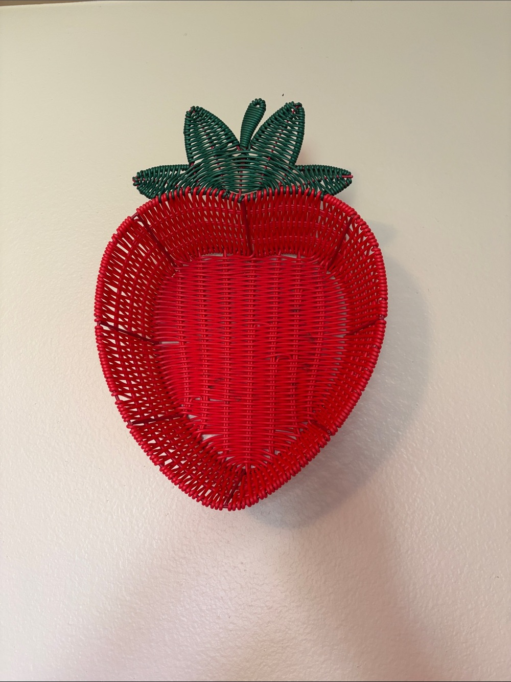 Handwoven Red & Green Strawberry Wall Basket - Unbranded
